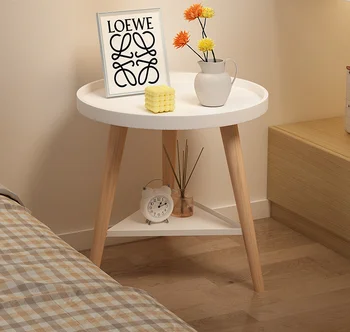 Прикроватный столик в скандинавском стиле современной маленькой квартиры прикроватный столик в спальне журнальный столик стойка маленький круглый столик приставной столик прикроватная полка
